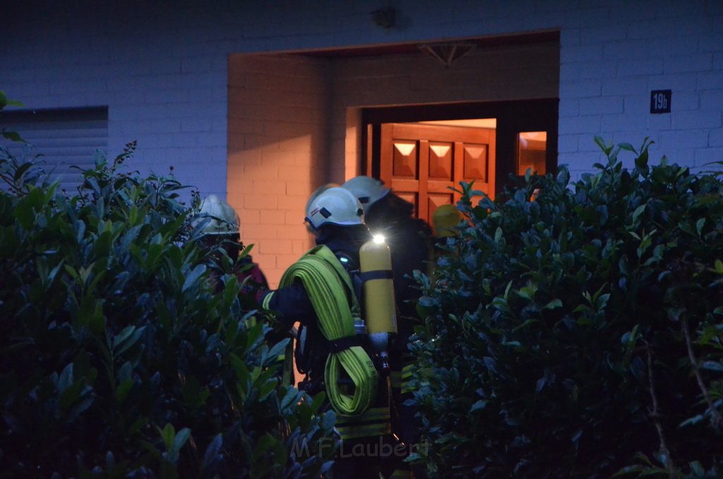 Feuer Einfamilienhaus Koeln Ostheim Saarbrueckerstr P65.JPG